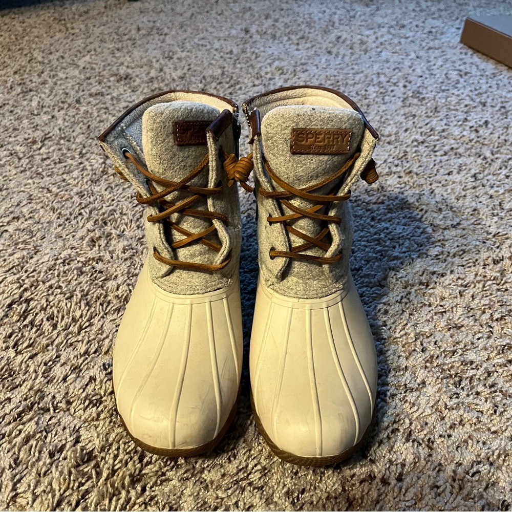 Sperry Cream and Gray Duck Boots
